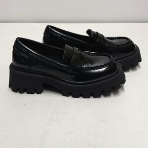 ASOS DESIGN Mulled Chunky Loafer in Black Women's